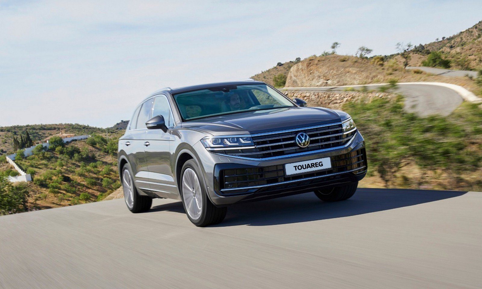 В Казахстане стартовали продажи обновленного Volkswagen Touareg – эволюции инженерной легенды
